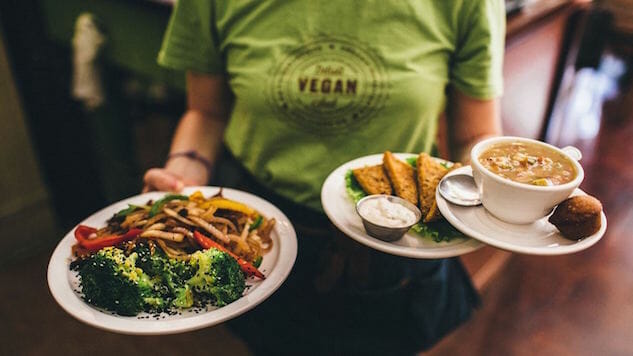 6 Venues that Vibe on Vegan Soul Food
