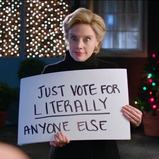 SNL's Hillary Clinton Begs an Elector to Go Rogue in This Love, Actually Parody
