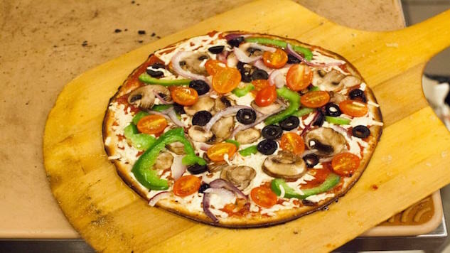 10 National Pizza Chains Where You Can Score a Vegan Pie