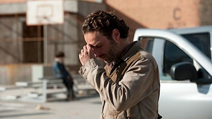 A Thorough Round-Up of the Internet’s Red-Hot Hate for the Walking Dead Finale