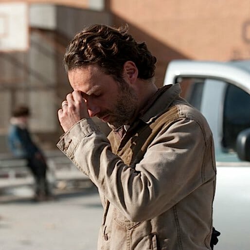 A Thorough Round-Up of the Internet's Red-Hot Hate for the Walking Dead Finale