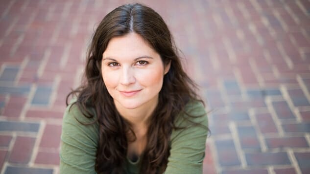 Child Star-Turned-Author Lisa Jakub Talks Leaving Hollywood, Dealing with Media as a Teen and Connecting with Your Audience
