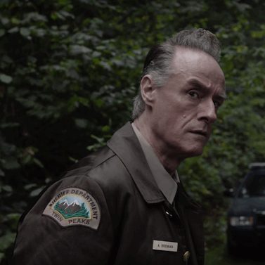 See Familiar Faces & Feel Old: The New Twin Peaks Trailer is Here