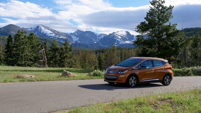 Off The Grid: The Advantages (and Challenges) of Electric Car Camping in the Rockies