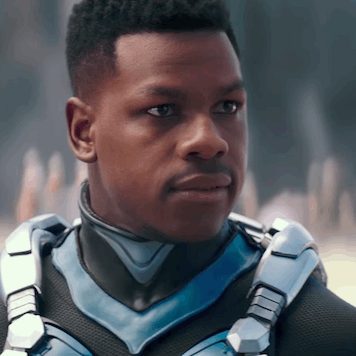 Watch Giant Robots Fight Even Giant-er Aliens in First Trailer for Pacific Rim Uprising