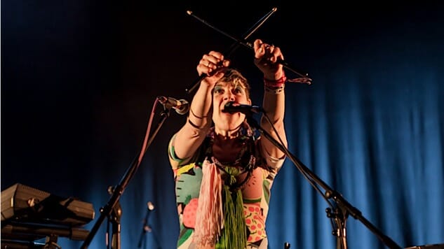 Daily Dose: Tune-Yards Return With New Album, Single “Look at Your Hands”