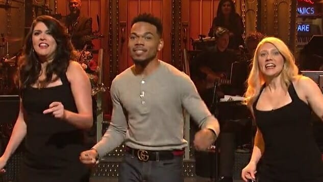 Watch Chance the Rapper Sing a Thanksgiving Song During His SNL Monologue