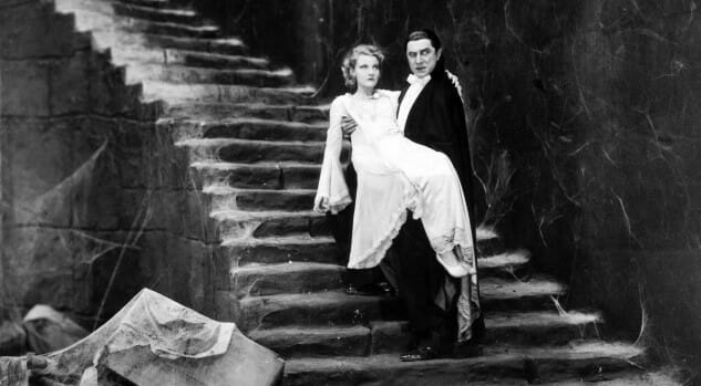 This 1931 Dracula One-Sheet Just Became the Most Expensive Film Poster of all Time