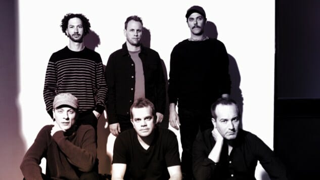 Exclusive: Umphrey’s McGee Share “Looks,” Shapeshifting New Single From it’s not us