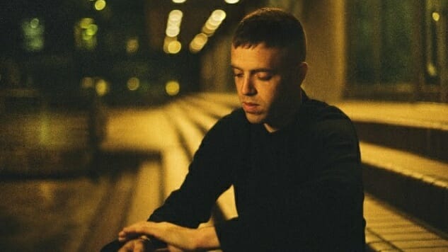 Benjamin Francis Leftwich Releases the Enveloping “4AM in London”