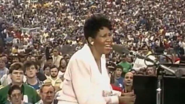 Watch Aretha Franklin Sing “America the Beautiful” at WrestleMania III