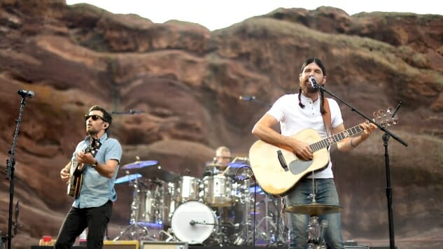 The Avett Brothers Release New Single, “Roses and Sacrifice”
