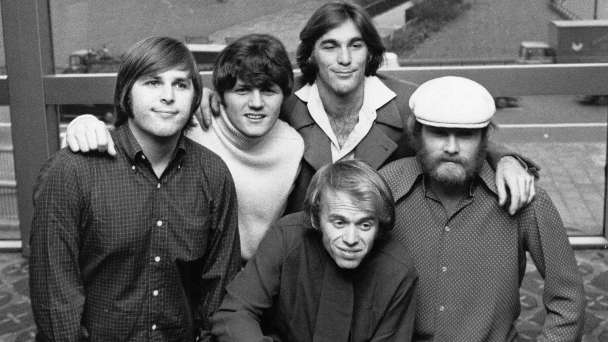 Hear The 5 Original Beach Boys Present Their Surf Hits on This Day in 1979