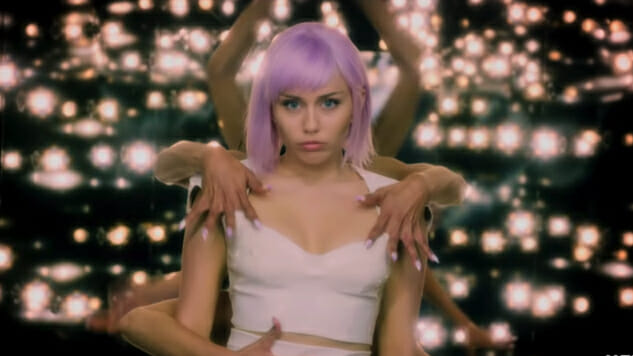 Watch the First Black Mirror Season Five Trailer, Starring Miley Cyrus, Anthony Mackie, Topher Grace and More