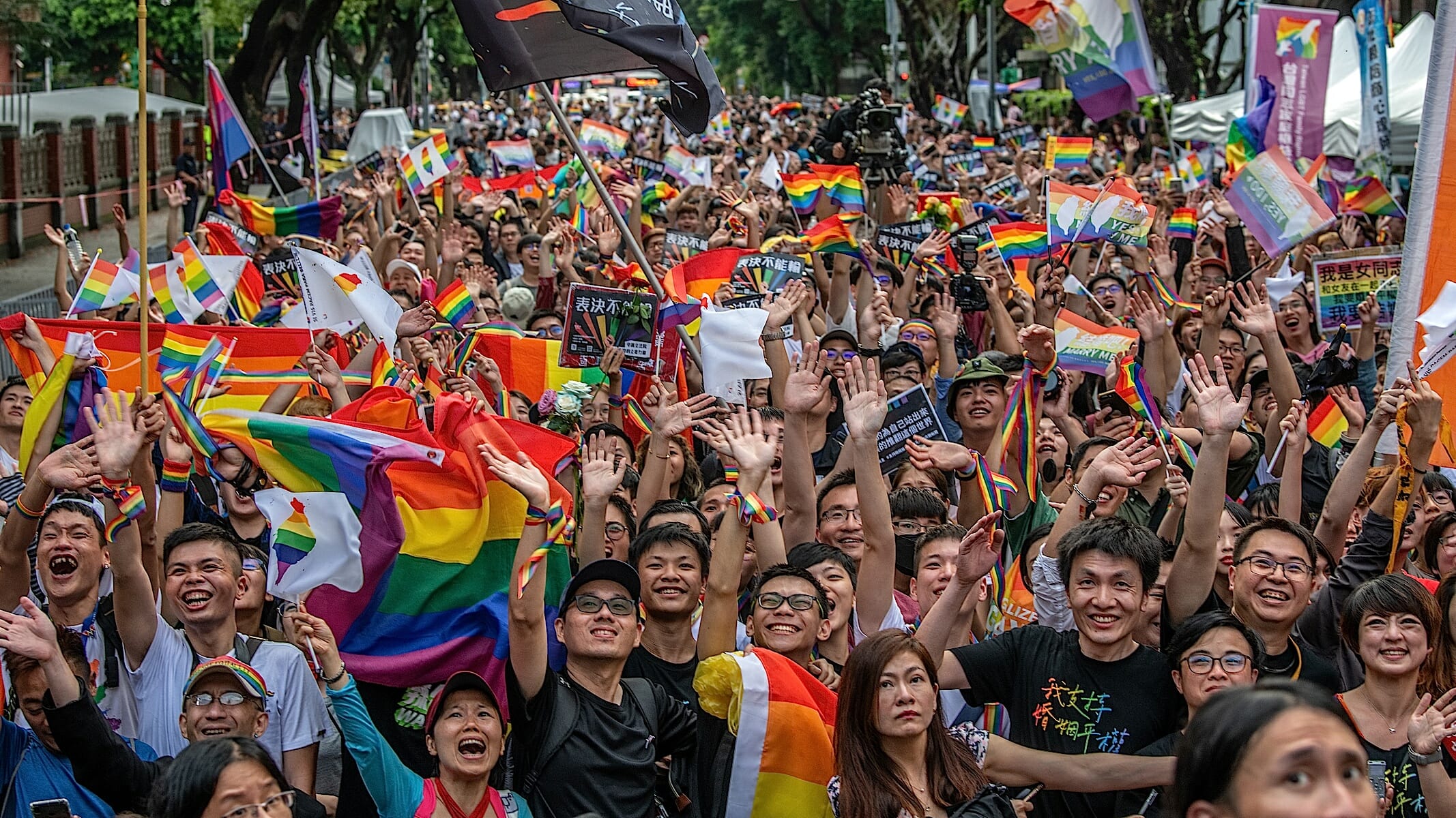 Taiwan Becomes First Asian Country to Legalize Gay Marriage