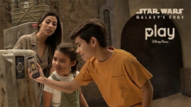 The Play Disney Parks App Will Become the Interactive Star Wars Datapad in Star Wars: Galaxy’s Edge