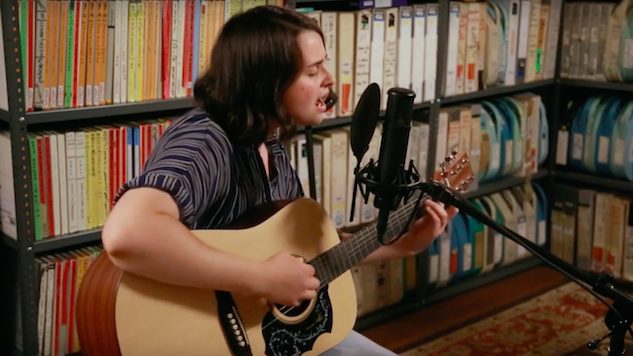 Watch Queen of Jeans Perform Stripped-Down New Songs in the Paste Studio