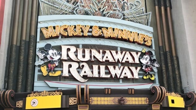 Disney World’s Mickey & Minnie’s Runaway Railway Ride Gets FastPass+ and an Animated Marquee