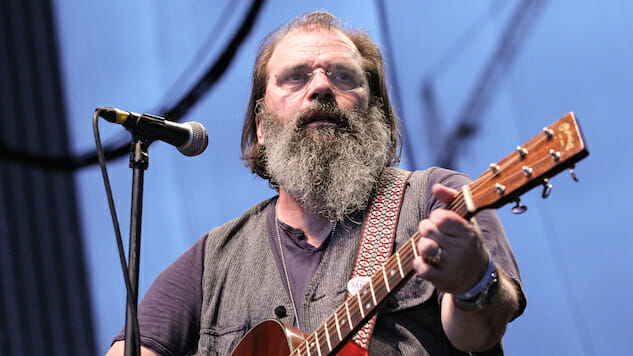 Happy Birthday, Steve Earle! Listen to a Vintage Live Performance in NYC