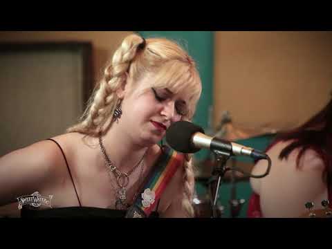 The Aquadolls - Disappearing Girl
