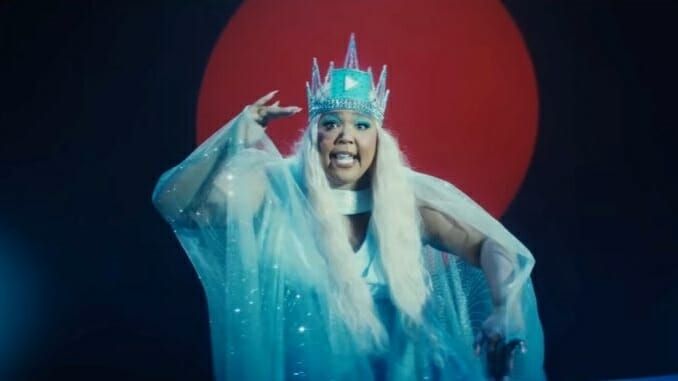 Watch Lizzo Become the YouTube Algorithm in a Cut-for-Time SNL Sketch