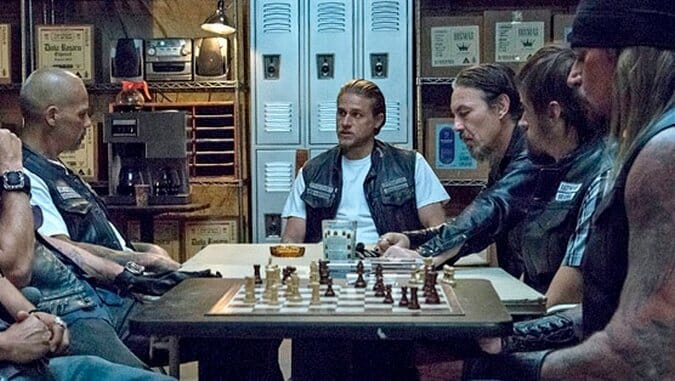 Sons of Anarchy: “Suits of Woe”