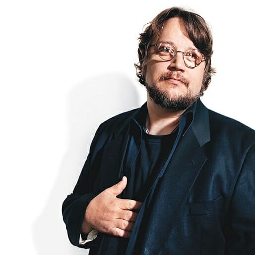 Guillermo Del Toro's The Strain Gets a Trailer