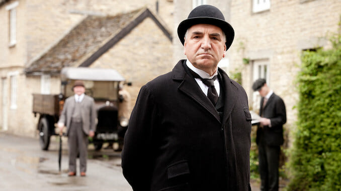 Watch – Downton Abbey: A New Era Cast, Director on the Joy and Comfort of the Sequel