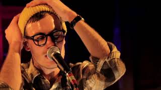 Hellogoodbye - When We First Kissed