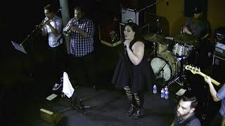 Alanna Royale - I Know