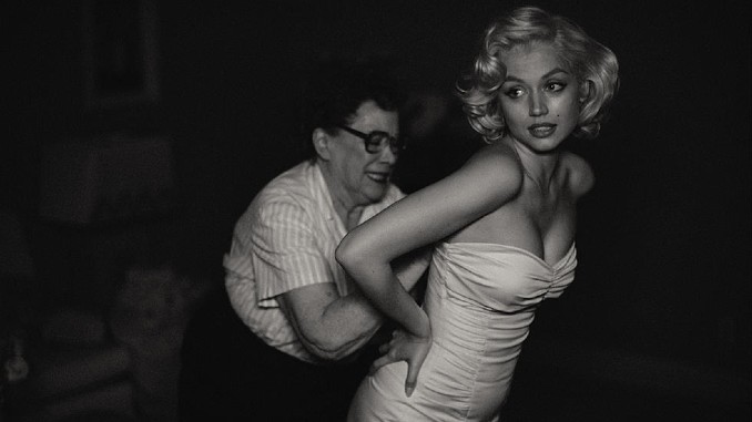Ana De Armas Uncannily Resembles Marilyn Monroe in New Blonde Trailer