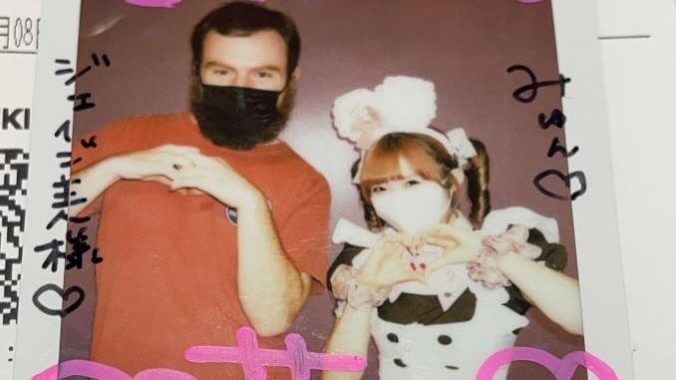 What to Expect from a Japanese Maid Cafe
