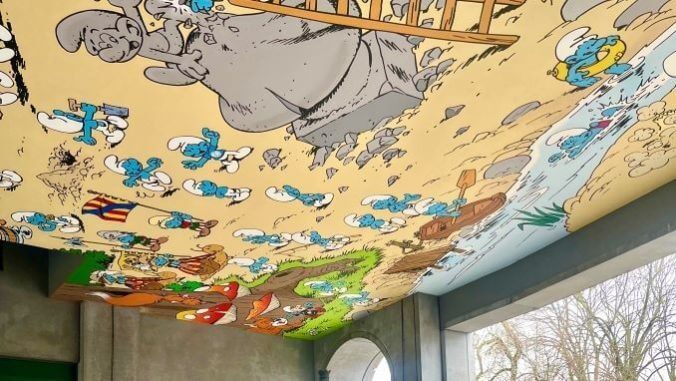 Brussels Smurf mural