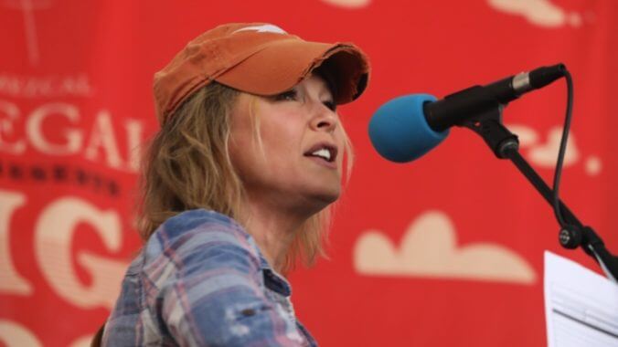 Watch Renée Zellweger Sing and Play Guitar with CM Talkington at the Paste Party in Austin Presented by Ilegal Mezcal