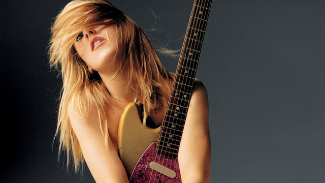 An Indie Icon Goes Pop: Reflections on Liz Phair 20 Years Later