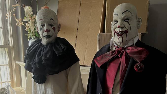 Ghost Hunters Clown Around in Scary Hell House LLC Origins: The Carmichael Manor