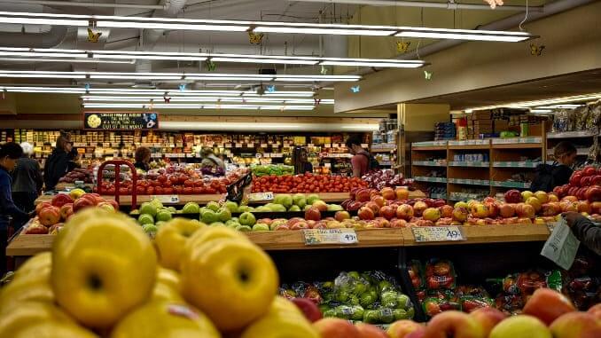 A Definitive Ranking of Popular Grocery Store Chains