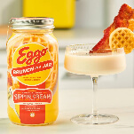 Tasting: Eggo Brunch In A Jar Sippin' Cream