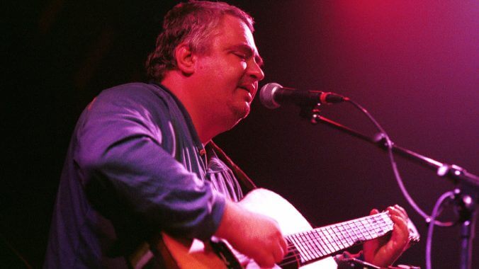 EXCLUSIVE: Listen to Daniel Johnston Perform “Frustrated Artist” in April 2000