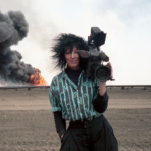 Lucy Lawless' Kinetic Doc Debut, Never Look Away Puts a Face to War Journalism