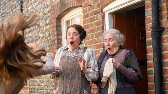 Tepid Comedy Wicked Little Letters Douses Olivia Colman and Jessie Buckley’s Chemistry