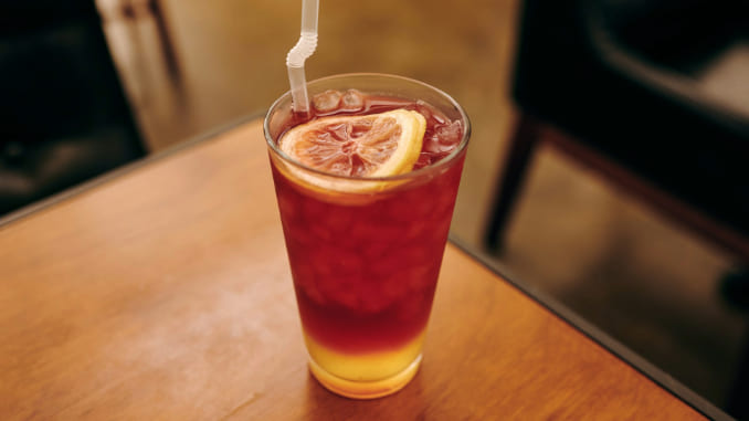 Overripe Fruit Makes For The Most Flavorful Iced Tea