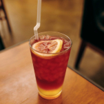 Overripe Fruit Makes For The Most Flavorful Iced Tea
