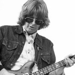 Grateful Dead Co-Founder and Bassist Phil Lesh Dead at 84