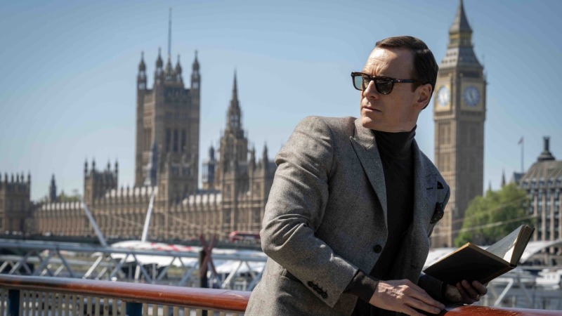 Married Spies Fassbender and Blanchett Keep Their Secrets in a Black Bag