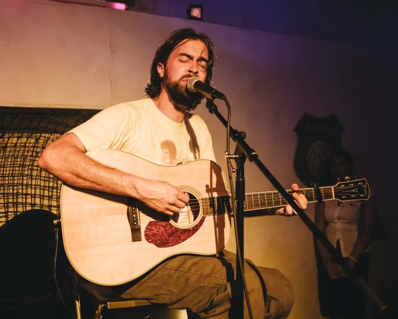 alex g
