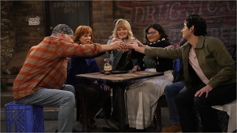 ICYMI: Grab a Stool and Relax at Happy’s Place
