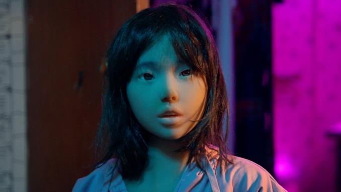 Smiles and Kisses You Is a Sweet, Sad Tale of Loneliness and A.I. Delusion