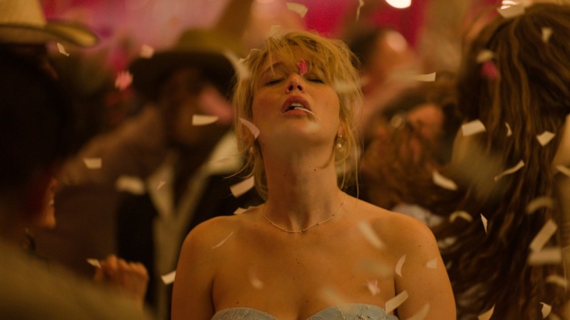 Jennifer Lawrence Goes Feral in the Beautiful, Frustrating Die My Love