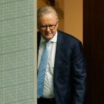 Australian prime minister apologizes for saying he’d “shag” Kylie Minogue
